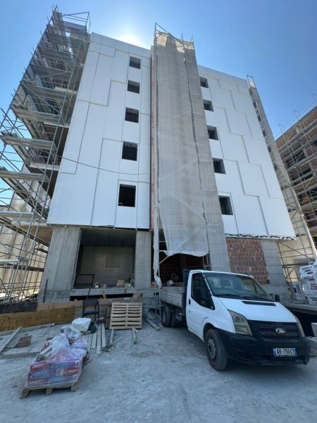 Apartamente 1+1/2+1 ne shitje 200m larg detit, Mali i Robit Durrës
