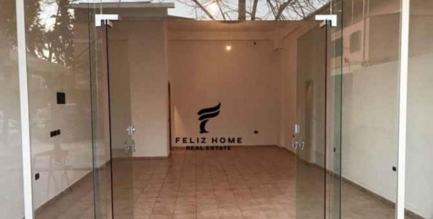 Tirane, jepet me qera dyqan Kati 0, 15 m² 300 € (RRUGA BARDHYL)
