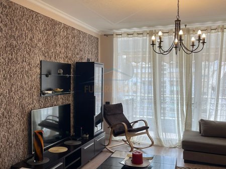 Tirane, jepet me qera apartament 2+1 Kati 7, 700 € 