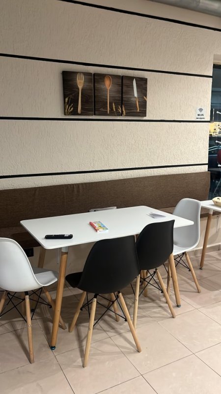 Shitet si Biznes – Mensë/Restorant tek Varri i Bamit ne Xhamllik, Kati 0, 80 m²