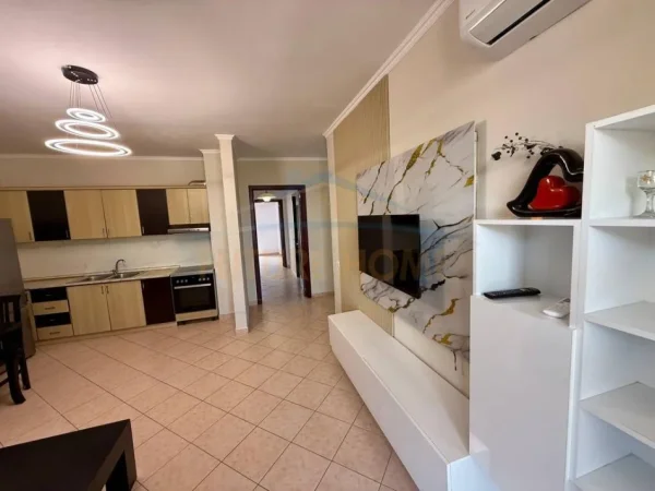 Tirane, shitet apartament 2+1 Kati 7, 98 m² 123.000 € (Prane Viles L)