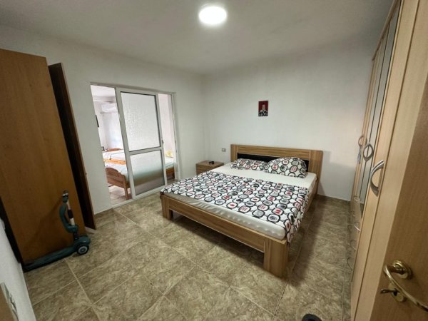 Tirane, shitet apartament 3+1 Kati 6, 99 m² 150.000 € (Brryli)