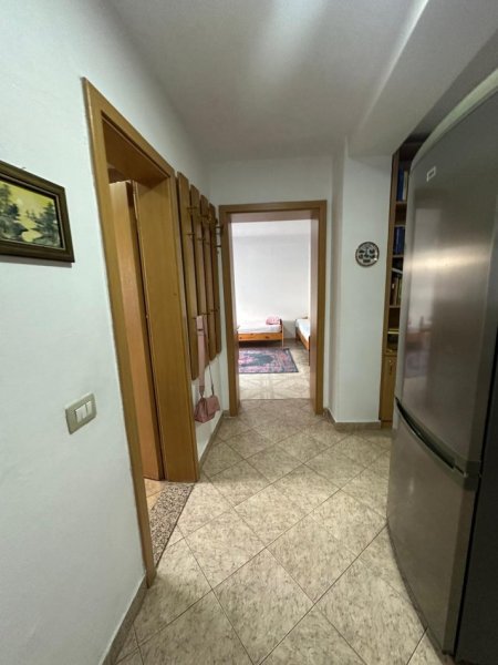 Tirane, shitet apartament 3+1 Kati 6, 99 m² 150.000 € (Brryli)