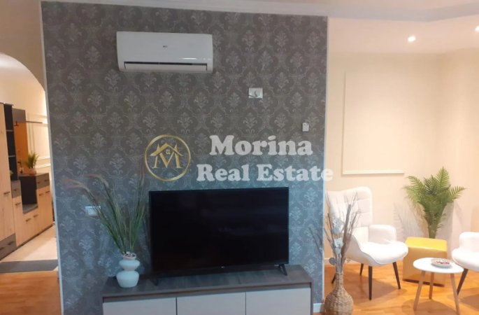 Tirane, jepet me qera apartament 1+1 Kati 3, 70 m² 620 € (Blloku)