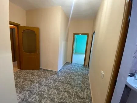 Tirane, shitet apartament 3+1+Ballkon Kati 3, 122 m² 248.000 € (Komuna e Parisit)