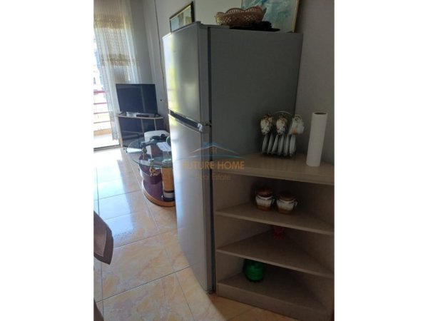 Tirane, jepet me qera apartament 1+1 Kati 4, 65 m² 450 € 
