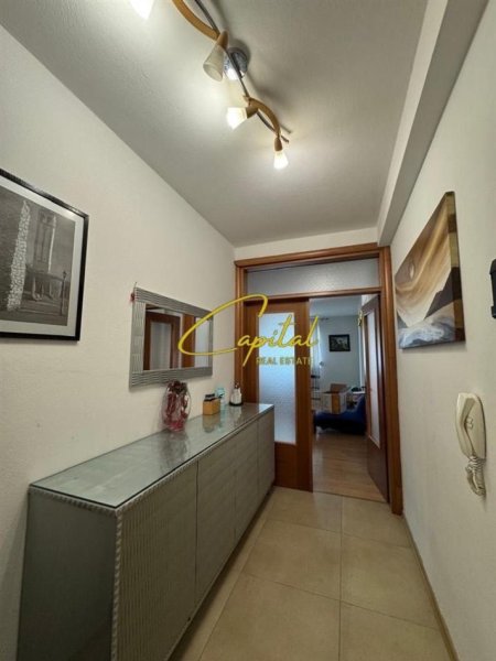 Tirane, jepet me qera apartament 2+1 Kati 3, 105 m² 600 € (KODRA E DIELLIT)