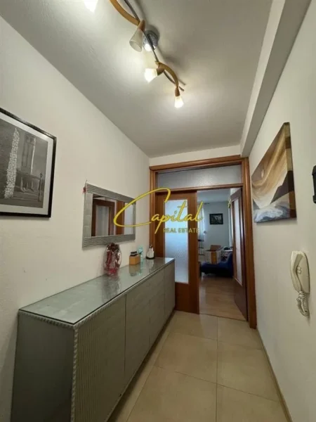 Tirane, jepet me qera apartament 2+1 Kati 3, 105 m² 600 € (KODRA E DIELLIT)