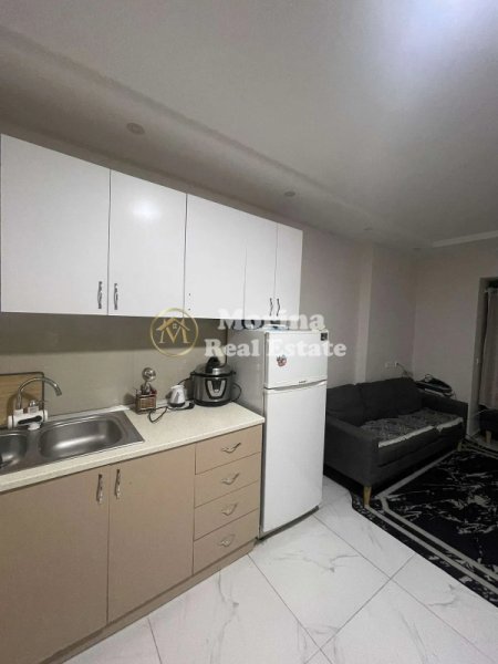Tirane, jepet me qera garsonier Kati 1, 40 m² 380 € (Komuna e Parisit)