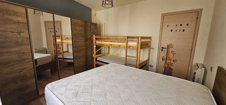 Tirane, jepet me qera apartament 1+1 Kati 4, 72 m² 600 € (RRUGA E DIBRES)