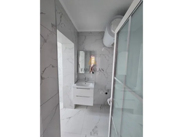 Tirane, shitet apartament 2+1 Kati 5, 55 m² 128.000 € (Don Bosko)