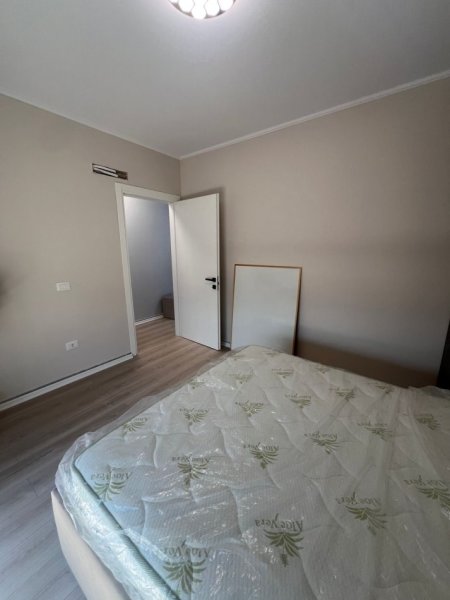 SHITEN 2 APARTAMENTE BASHKË TEK ISH TREGU ELEKTRIK, ALI DEM, Kati 4, 63 m² 255.000 €uro