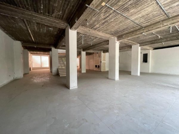 Tirane, jepet me qera ambjent biznesi Kati 0, 1.000 m² (Komuna e parisit)