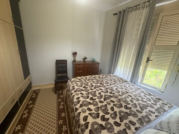 Tirane, jepet me qera apartament 1+1+Ballkon Kati 3, 53 m² 450 € (Rruga Asim Vokshi)