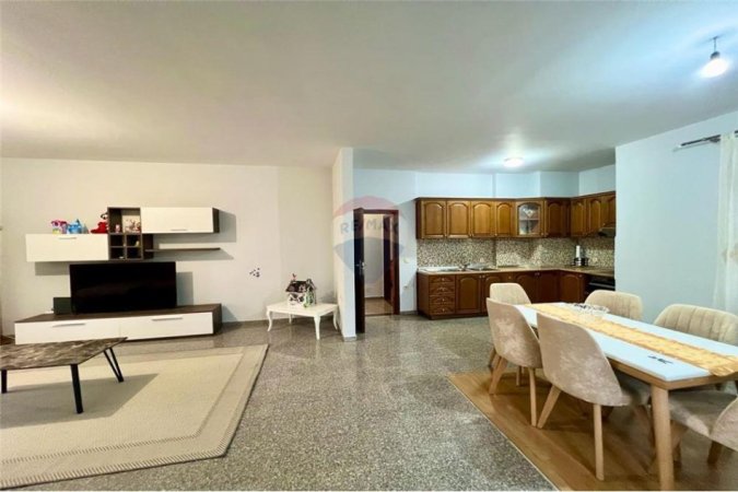 jepet me qera 2+1 Kati 6, 131 m² 450 €