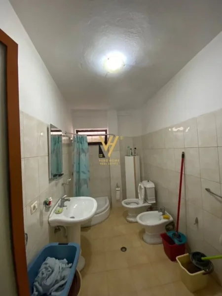 Tirane, jepet me qera apartament 2+1+Ballkon Kati 1, 105 m² 170.000 € (KODRA E DIELLIT)