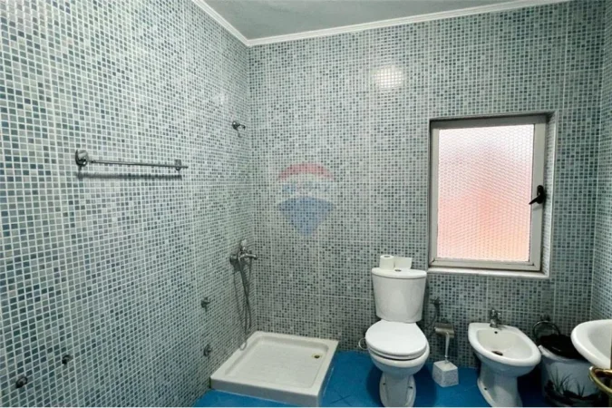 jepet me qera 2+1 Kati 6, 131 m² 450 €