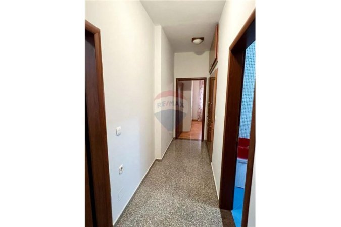 jepet me qera 2+1 Kati 6, 131 m² 450 €