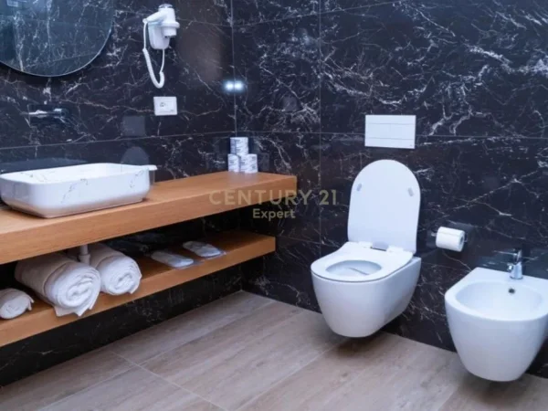 Vlore - Lungomare, shitet hotel Kati 2, 1.600 m² 4.900.000 € (Lungomare)