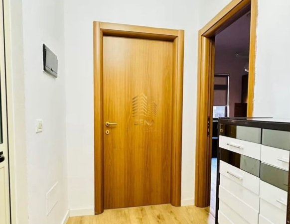 Tirane, jepet me qera apartament 1+1 Kati 1, 62 m² 650 € (Rruga Ali Begeja)