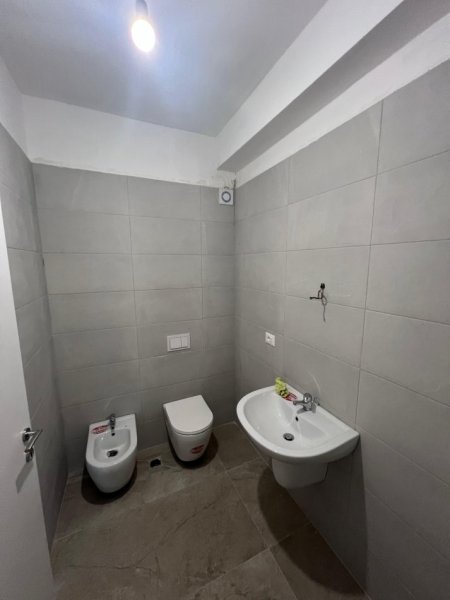 Tirane, shes apartament 2+1+Ballkon Kati 1, 96 m² 220.000 € (Myslym Shyri)