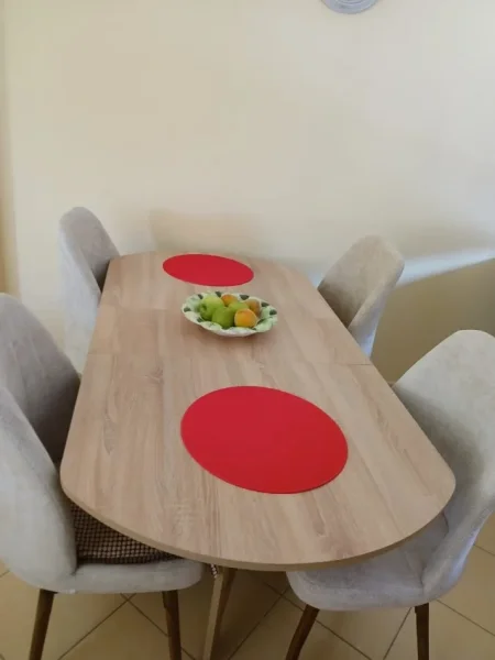 Tirane, jepet me qera apartament 2+1 Kati 3, 86 m² 600 € (KOMUNA E PARISIT)