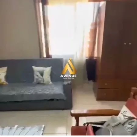 Tirane, jepet me qera garsonier 1+1 Kati 8, 45 m² 250 € (rexhep shala)