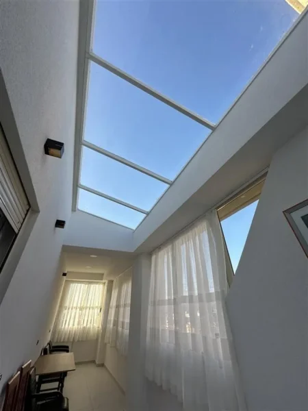 Tirane, shitet apartament 2+1+Ballkon Kati 10, 88 m² 258.000 € (Perballe Delijorgjit)