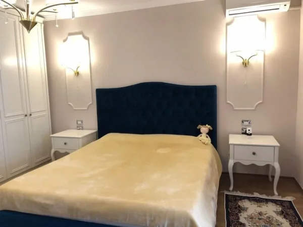 Tirane, shitet apartament 2+1+Ballkon Kati 5, 127 m² 160.000 € (Rr. Muhamed Deliu)