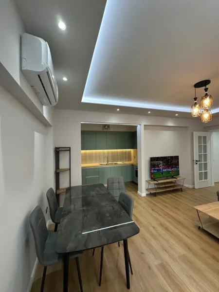 Tirane, shitet apartament 2+1 Kati 11, 110 m² (Perball Delijorgjit)