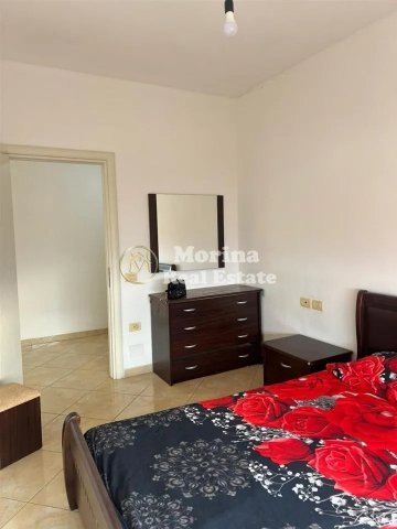 Tirane, jepet me qera apartament 2+1 Kati 4, 110 m² 300 € (Fresku)