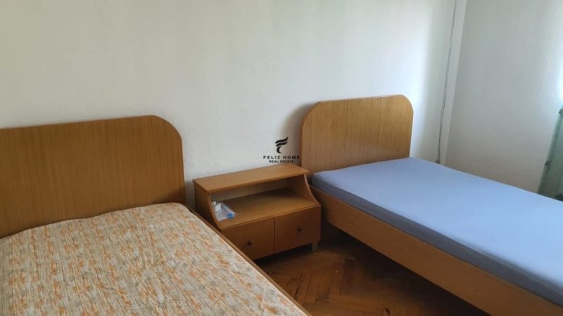 Tirane, jepet me qera apartament 1+1 Kati 3, 55 m² 500 € (PRANE VODAFONE)