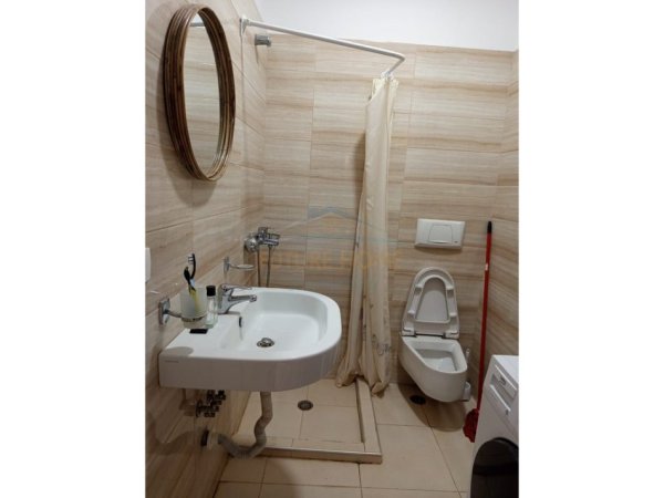 Tirane, jepet me qera apartament 1+1 Kati 3, 33 m² 300 € (Rezidenca Kodra e Diellit 2)