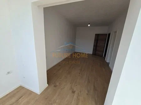 Tirane, shitet Garsoniere Kati 6, 28 m² 68.000 € (Don Bosko)