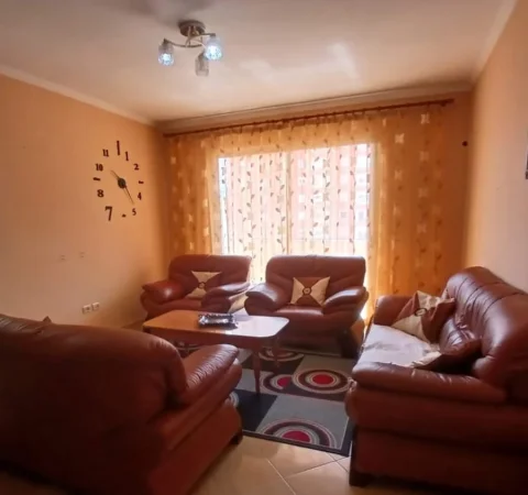 Tirane, shitet apartament 1+1+Ballkon Kati 3, 82 m² 106.000 € (YZBERISHT)