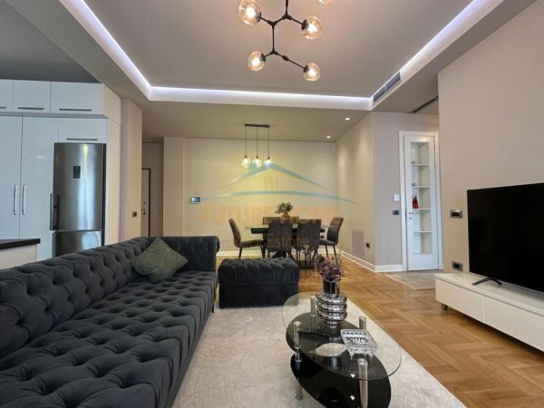 Tirane, jepet me qera apartament 2+1 Kati 8, 108 m² 1.300 € 