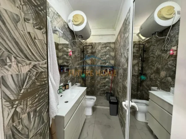 Tirane, shes shtepi 2+1 Kati 1, 154 m² 300.000 € (siri kodra)