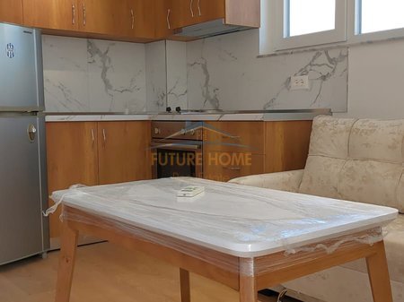 Tirane, jepet me qera apartament 1+1 Kati 9, 70 m² 600 € 