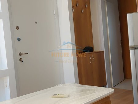 Tirane, jepet me qera apartament 1+1 Kati 9, 70 m² 600 € 