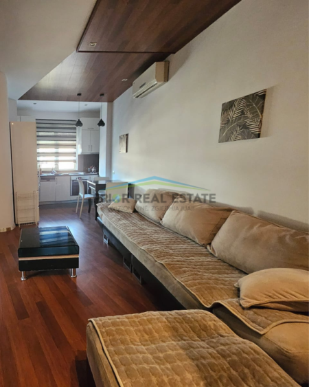 Tirane, jepet me qera apartament 2+1+Ballkon Kati 3, 73 m² 600 € (Rruga Siri Kodra)