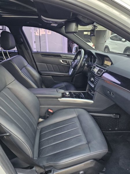 Fier, shes makine Mercedes benz Nafte, e bardhë automatik 13.000€