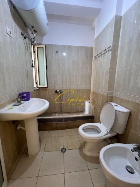 Tirane, shitet apartament 1+1 Kati 0, 60 m² 75.000 € (QENDRA KRISTAL)