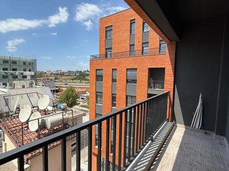 Tirane, shitet apartament 2+1 Kati 4, 99 m² 118.600 € (Paskuqan)