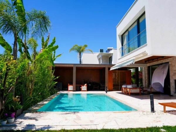 Durres, shitet Vile 2 Katshe Kati 2, 597 m² 1.300.000 € (Gjiri i Lalzit , San Pietro)