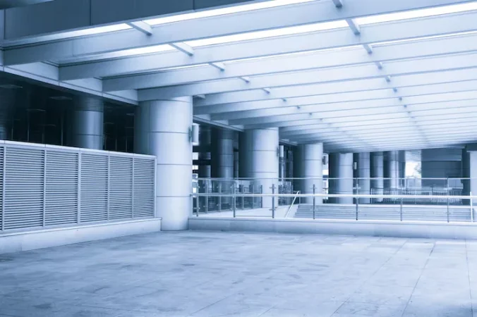 Tirane, shes dyqan Kati 0, 736 m² 2.300.000 € (pediatria)