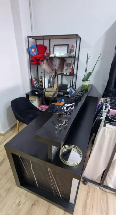 Tirane, shitet ambjent biznesi Kati 0, 40 m² (Astir, Prane Oslo)