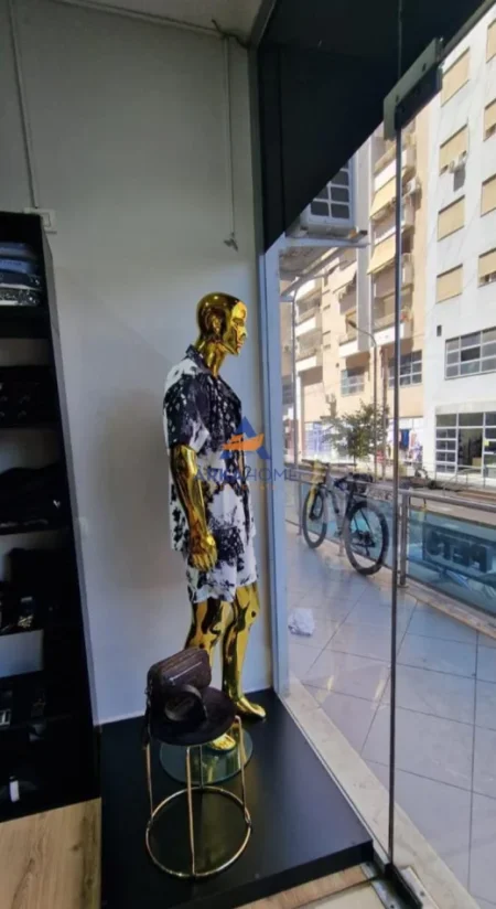 Tirane, shitet ambjent biznesi Kati 0, 40 m² (Astir, Prane Oslo)