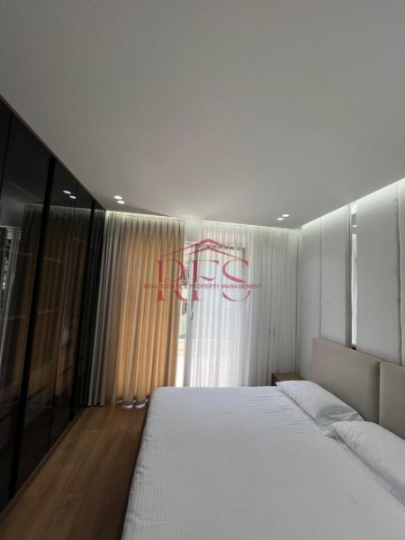 📍 Jepet me Qera Apartament 2+1 Luks  – Liqeni i Thatë, përballë Radisson   1,100 €