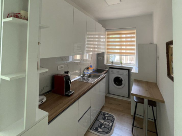 Tirane, jepet me qera apartament 1+1 Kati 1, 70 m² 600 € (Myslym Shyri)