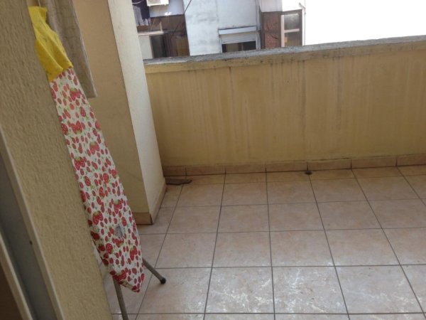 Tirane, jap me qera apartament 1+1+Aneks+Ballkon Kati 5, 70 m² 40.000 € 